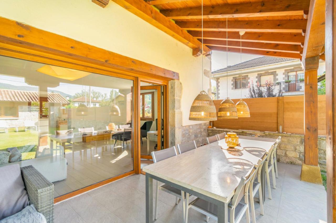 Casa Patxi, Espectacular Casa Rural Proxima A Pamplona Larrasoana ภายนอก รูปภาพ