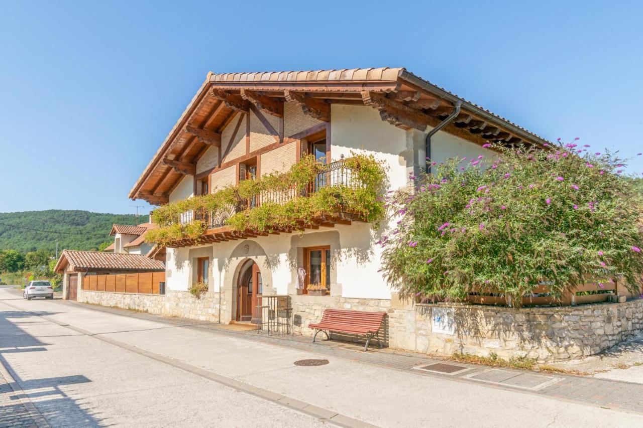 Casa Patxi, Espectacular Casa Rural Proxima A Pamplona Larrasoana ภายนอก รูปภาพ